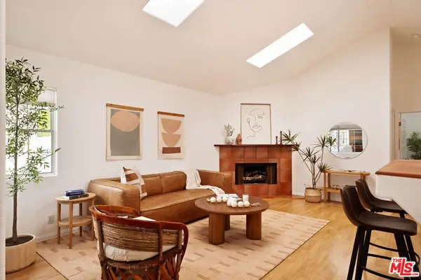 2134 Oak Street #D, Santa Monica, CA 90405