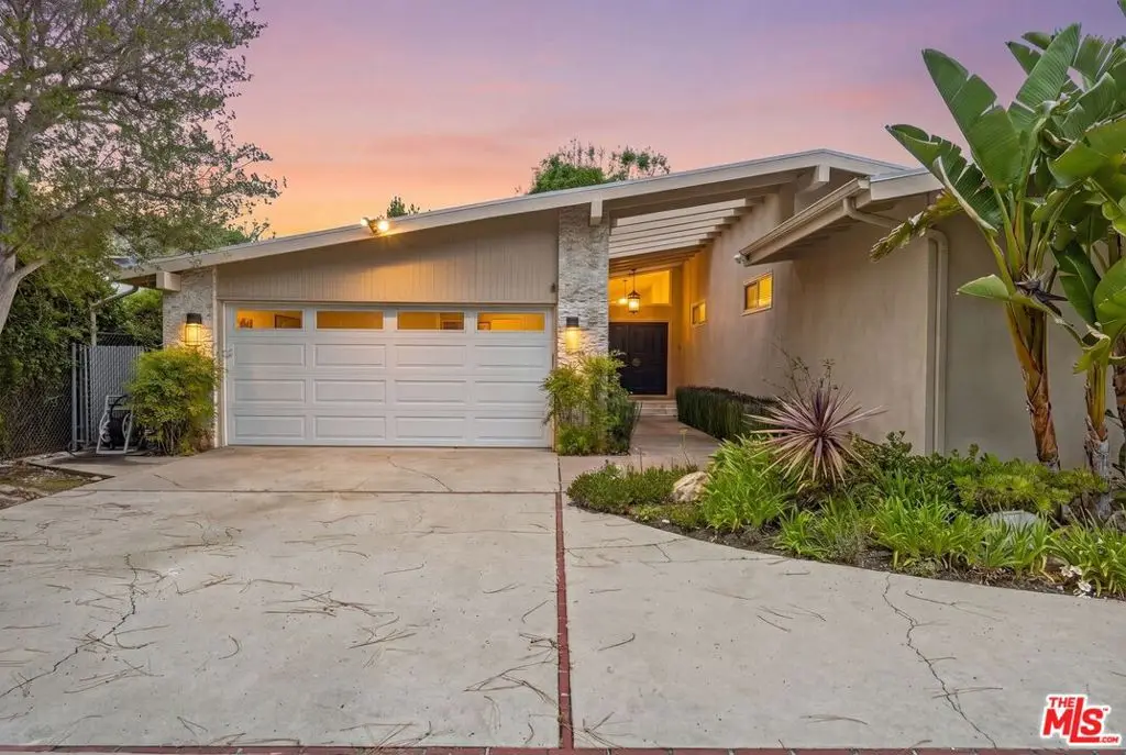 13019 Addison Street, Sherman Oaks, CA 91423 - #1