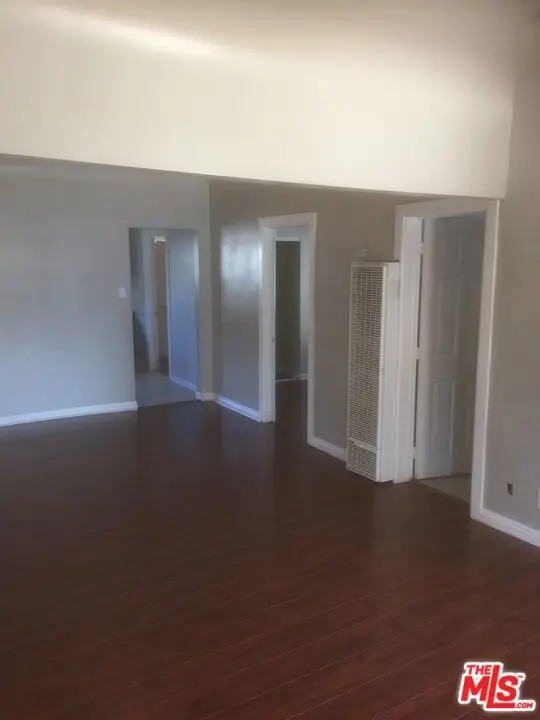 11813 Antwerp Avenue, Los Angeles, CA 90059 - #3