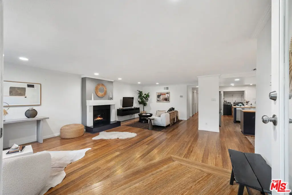 11687 Bellagio Road #3, Los Angeles, CA 90049 - #1