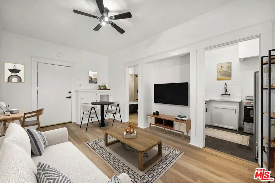 623 E Broadway, Long Beach, CA 90802 - #2