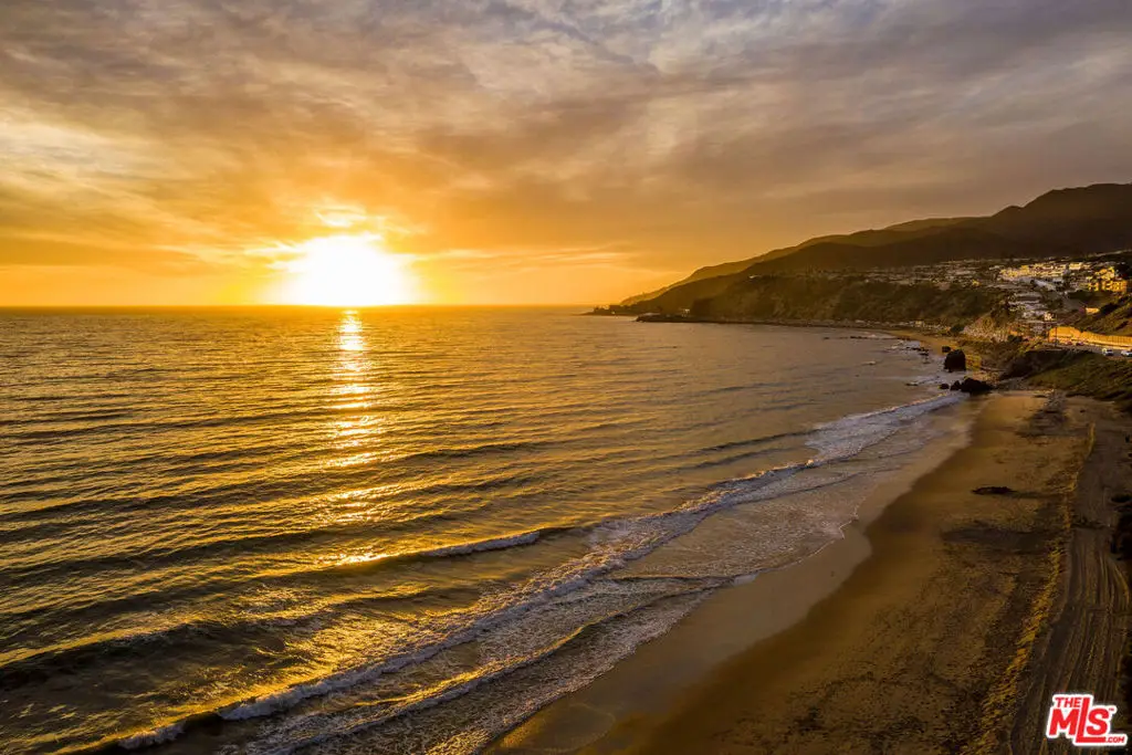 17763 Sabbiadoro Way, Pacific Palisades, CA 90272 - #1