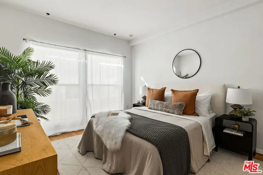 12011 Goshen Avenue #103, Los Angeles, CA 90049 - #2