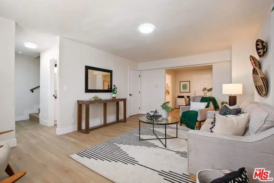 6339 10th Avenue, Los Angeles, CA 90043 - #2