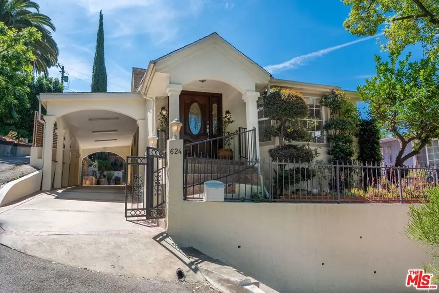 624 Redfield Avenue, Los Angeles, CA 90042 - #2