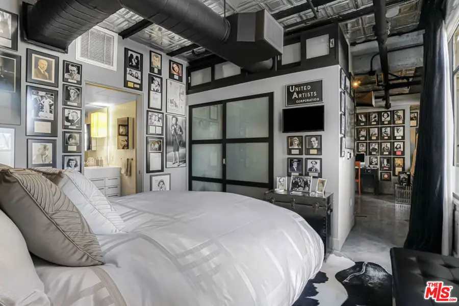 6253 Hollywood Boulevard #903, Los Angeles, CA 90028 - #3