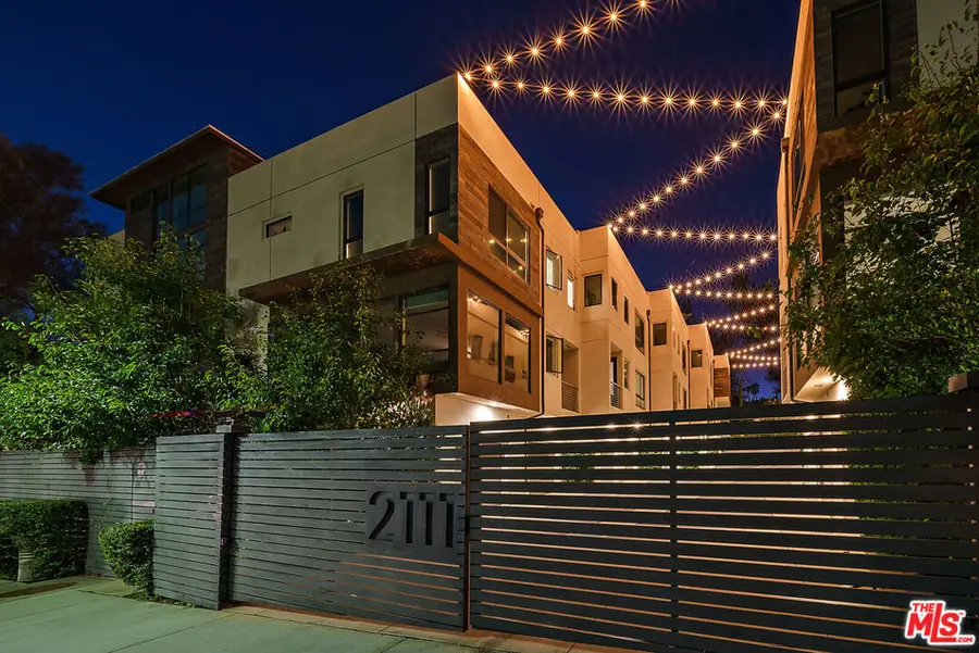 2111 N Cahuenga Boulevard #1, Los Angeles, CA 90068 - #3