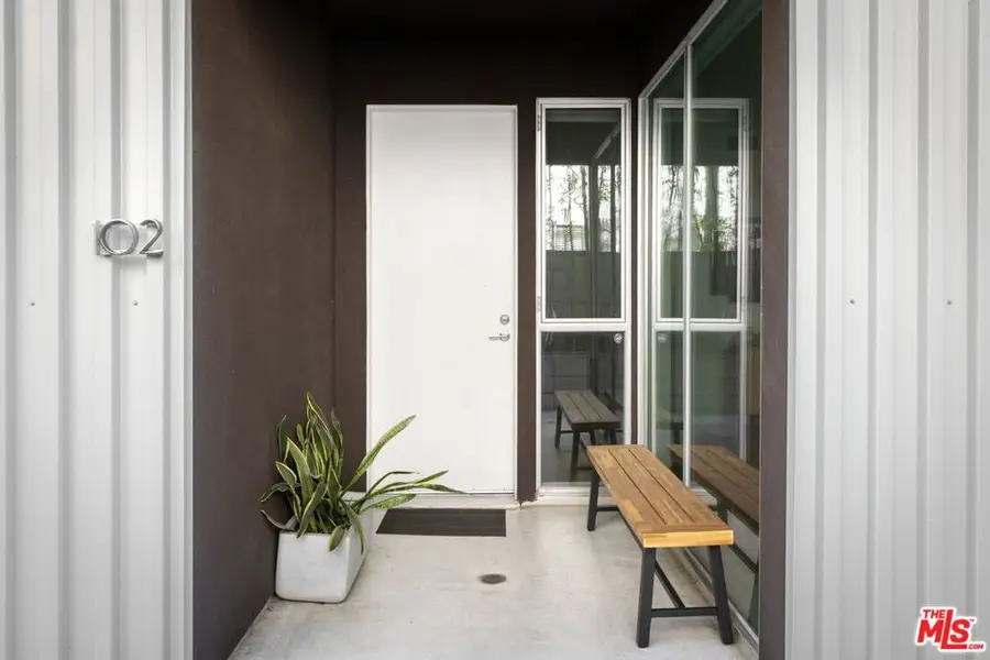 749 S Cloverdale Avenue #102, Los Angeles, CA 90036 - #3