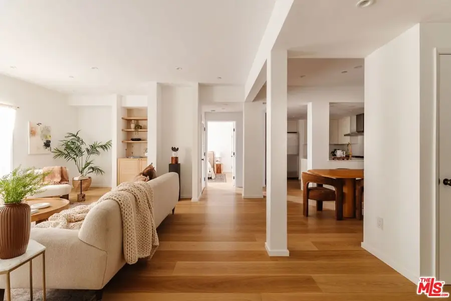 423 Arnaz Drive #203, Los Angeles, CA 90048 - #3