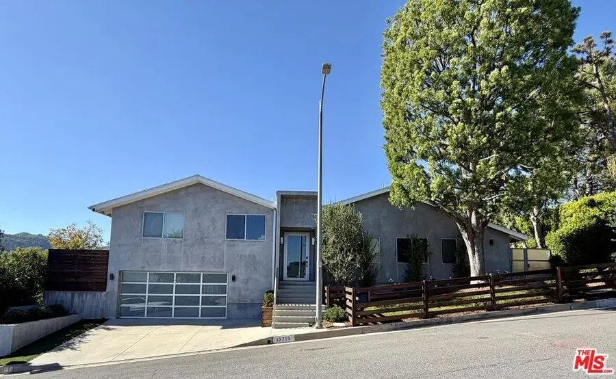 13710 Bayliss Road, Los Angeles, CA 90049 - #3