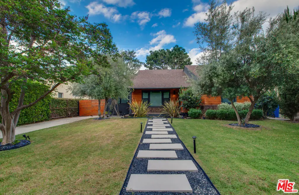 5518 Carpenter Avenue, Valley Village, CA 91607 - #1