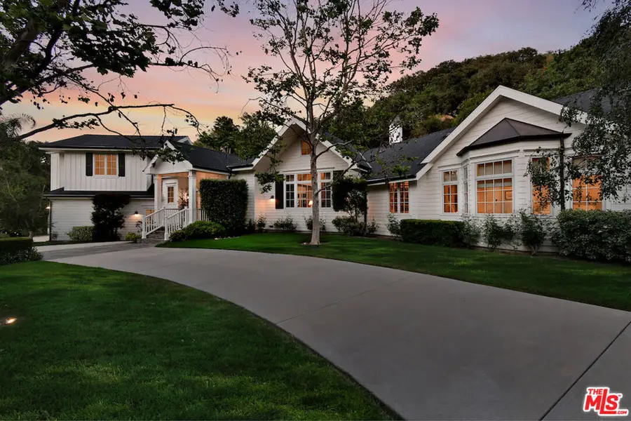 3640 Longridge Avenue, Sherman Oaks, CA 91423 - #2