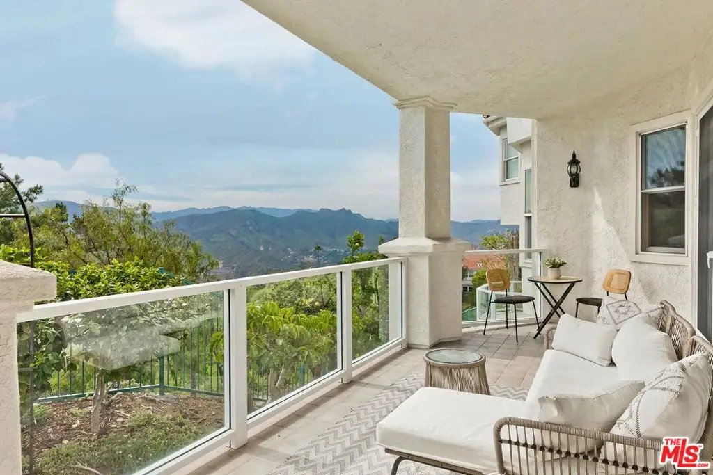 2048 Palisades Drive, Pacific Palisades, CA 90272 - #1