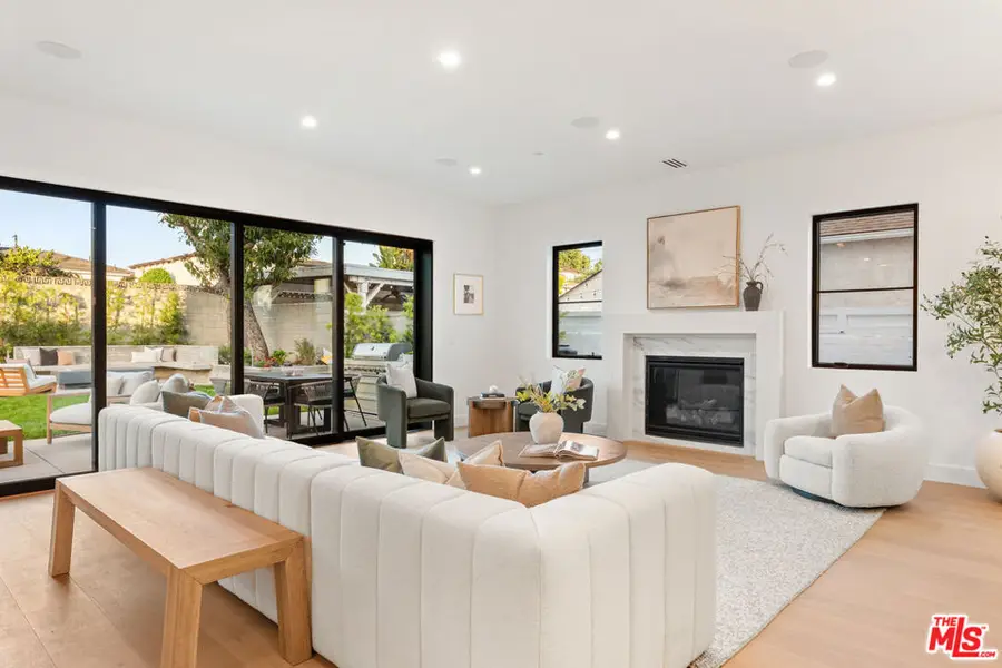 8344 Mcconnell Avenue, Los Angeles, CA 90045 - #2