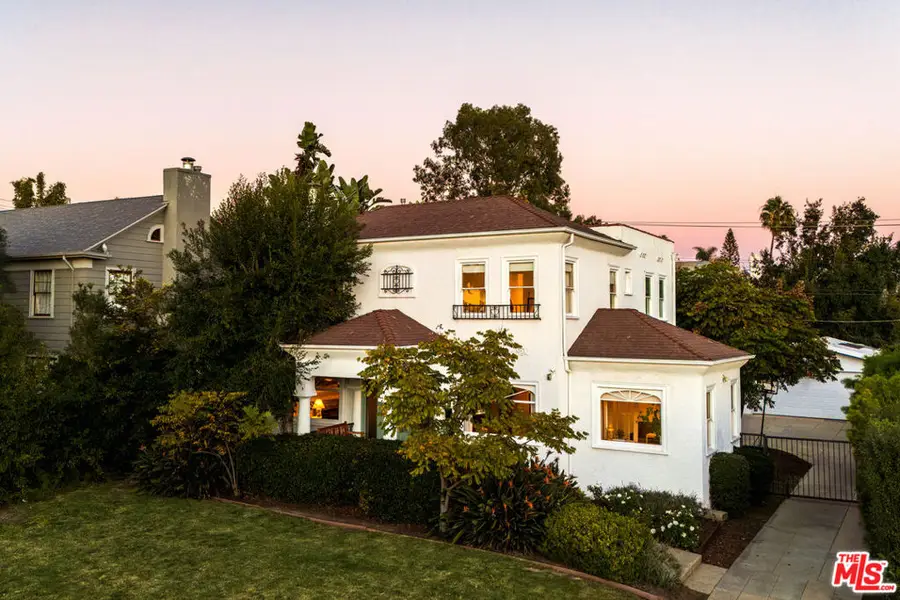 2510 10th Avenue, Los Angeles, CA 90018 - #3