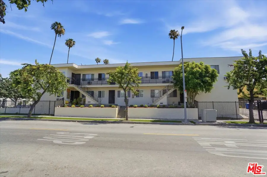 1220 N Van Ness Avenue, Los Angeles, CA 90038 - #2