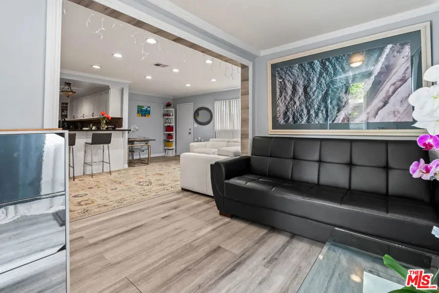 6214 Goodland Avenue, Valley Glen, CA 91606 - #2