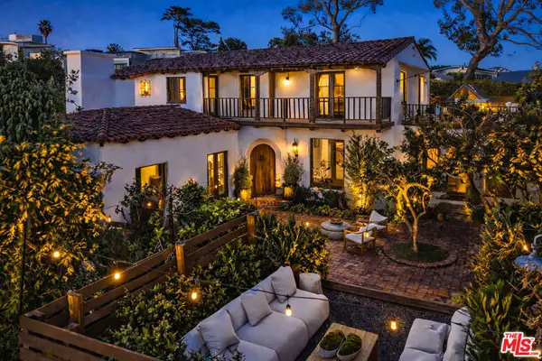 216 Notteargenta Road, Pacific Palisades, CA 90272