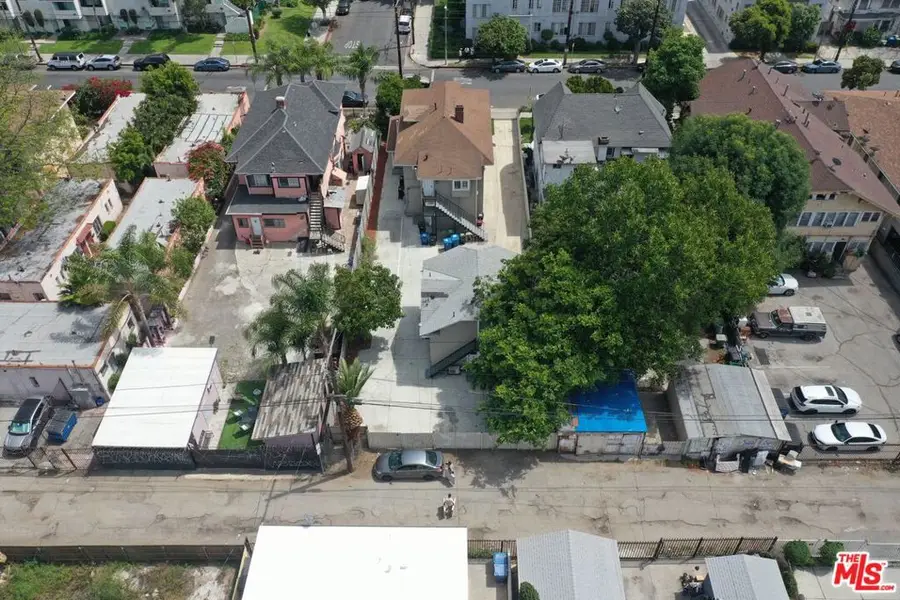 1703 S Burlington Avenue, Los Angeles, CA 90006 - #3