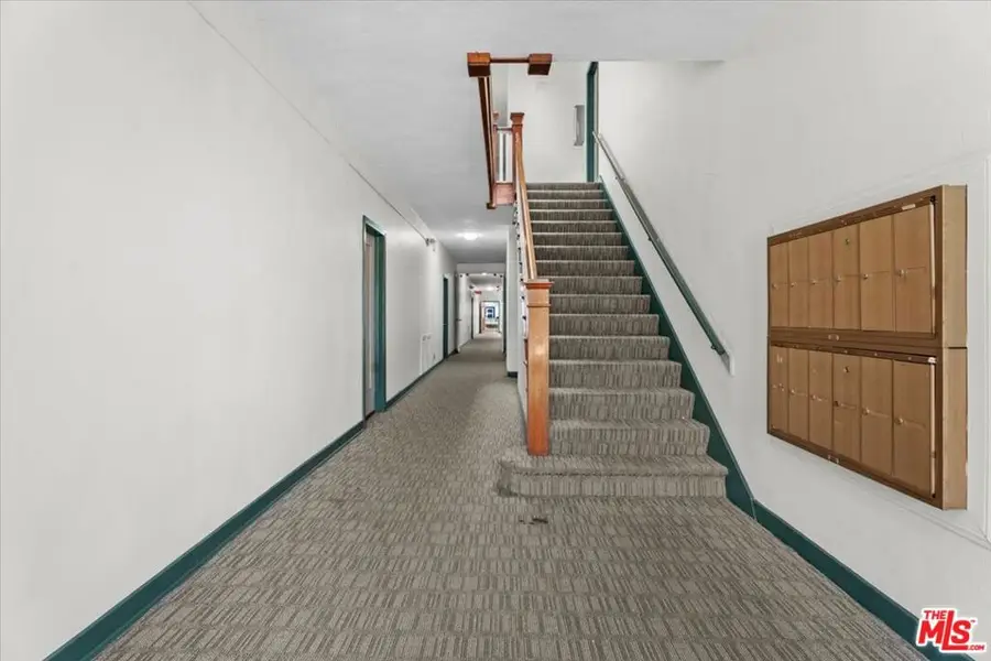 630 S Cochran Avenue, Los Angeles, CA 90036 - #3