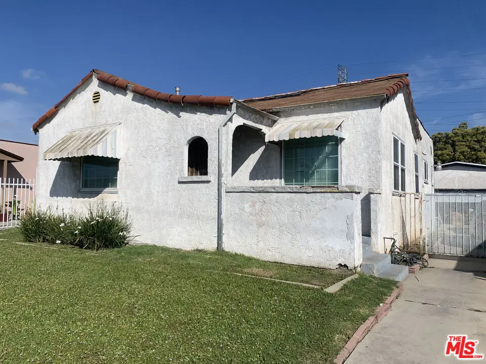 1125 W 99th Street, Los Angeles, CA 90044 - #1