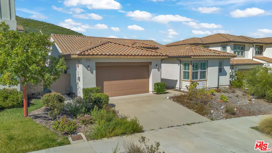25145 Cherry Ridge Drive, Santa Clarita, CA 91387 - #2