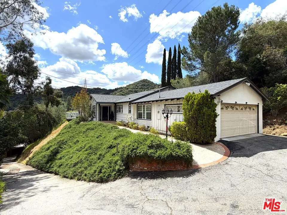 3759 Lockerbie Lane, Glendale, CA 91208 - #1