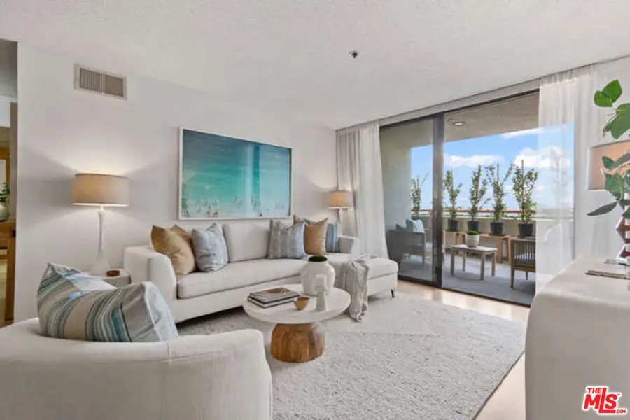 222 S Central Avenue #107, Los Angeles, CA 90012 - #2