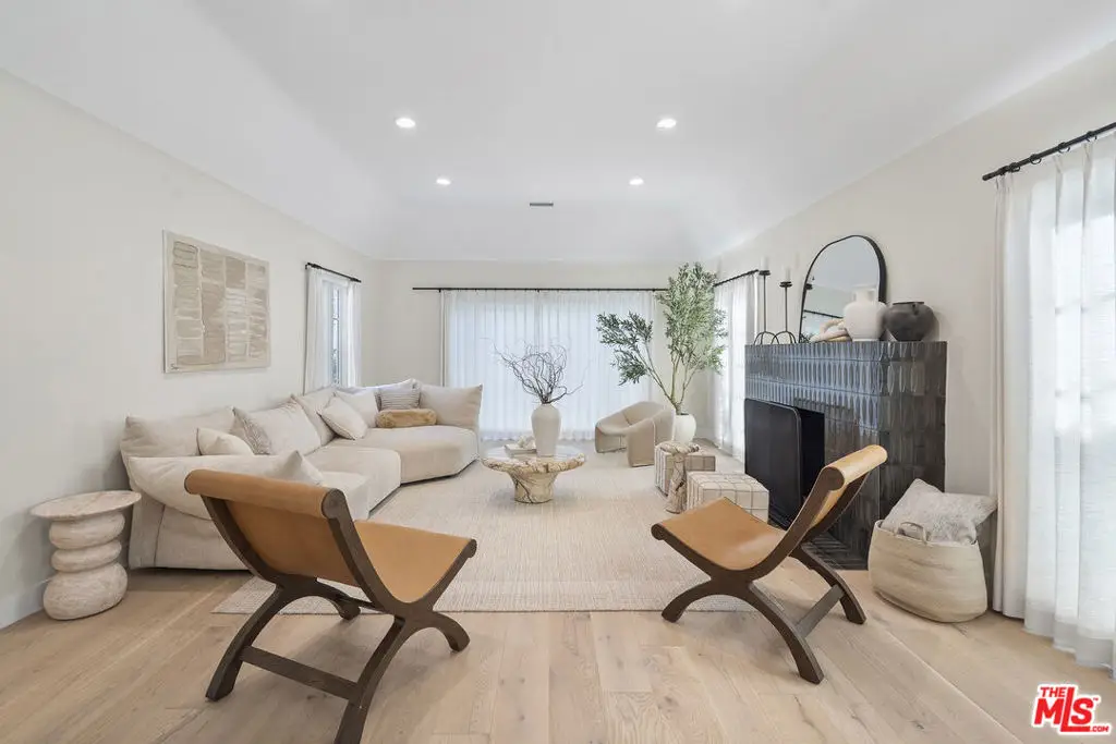 177 S Gardner Street, Los Angeles, CA 90036 - #1