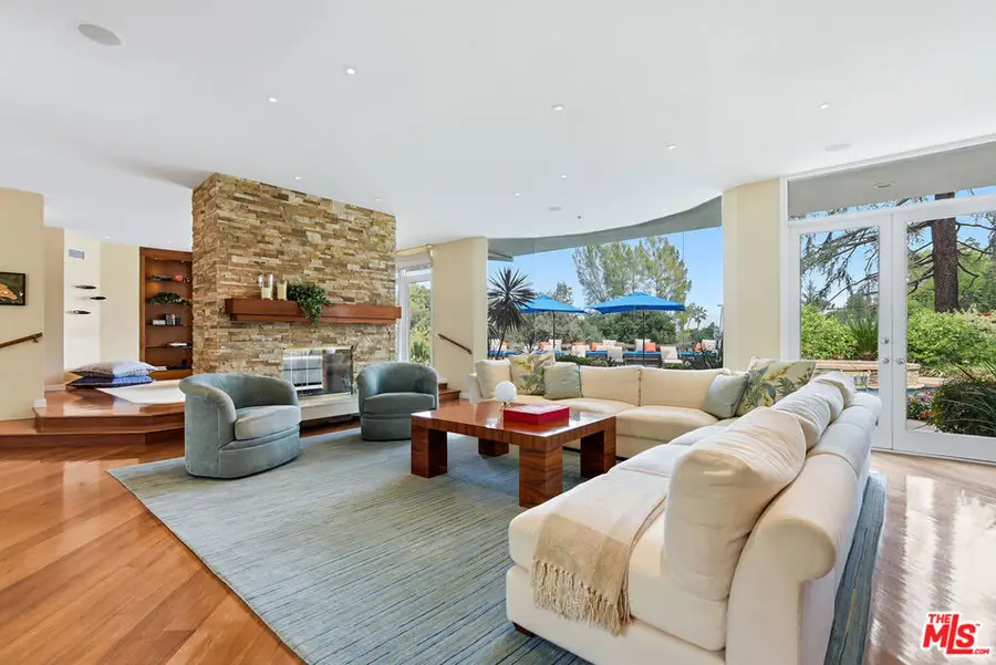 4101 Clear Valley Drive, Encino, CA 91436 - #2