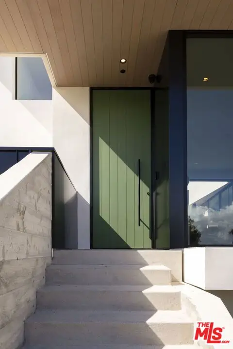 5208 Sanchez Drive, Los Angeles, CA 90008 - #3