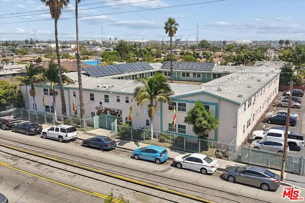 10600 S Inglewood Avenue, Inglewood, CA 90304 - #1