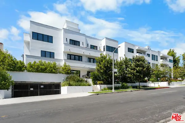 853 S Lucerne Boulevard #202, Los Angeles, CA 90005