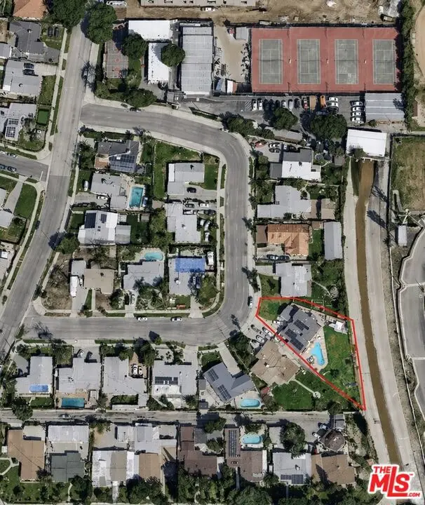 11128 Valjean Avenue, Granada Hills, CA 91344 - #2