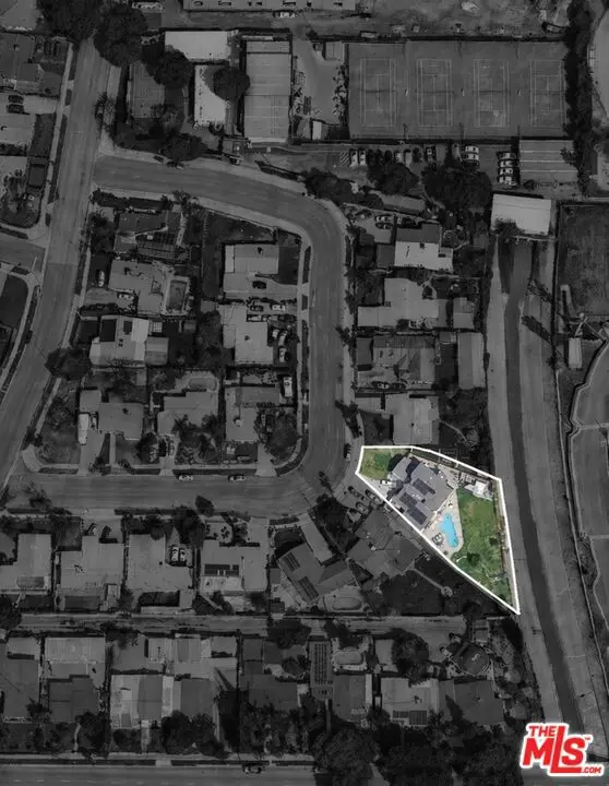 11128 Valjean Avenue, Granada Hills, CA 91344 - #3