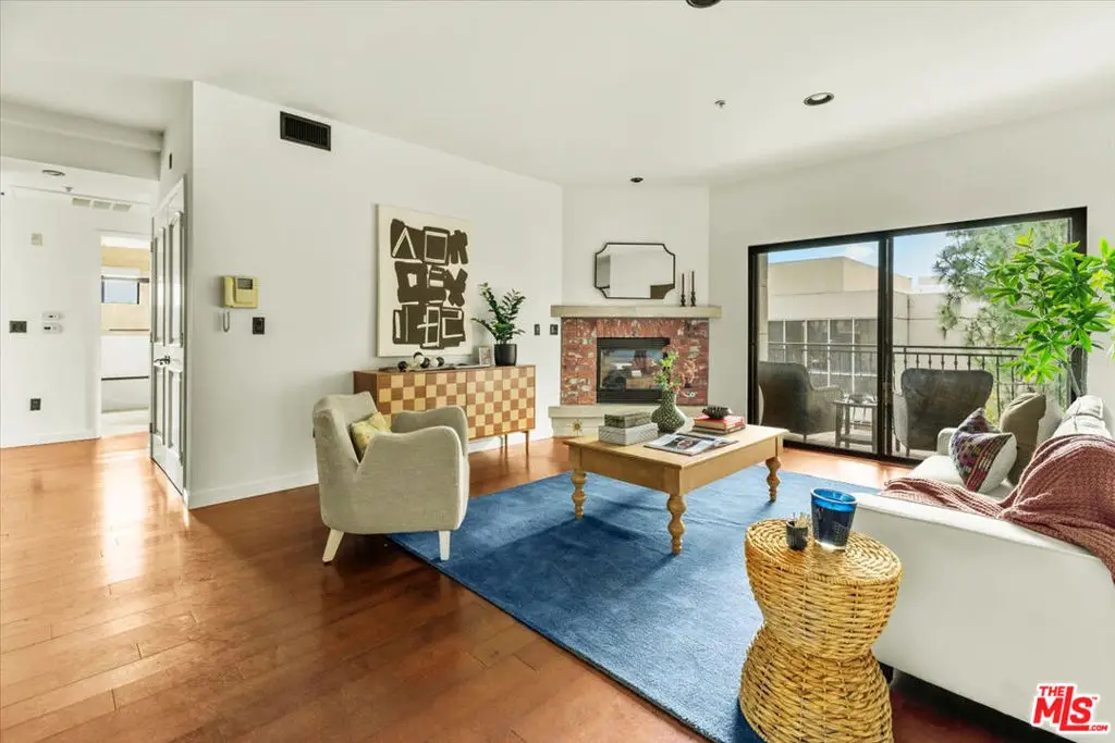 417 S Westmoreland Avenue #404, Los Angeles, CA 90020 - #1