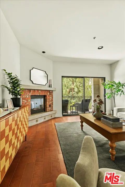 417 S Westmoreland Avenue #404, Los Angeles, CA 90020 - #3