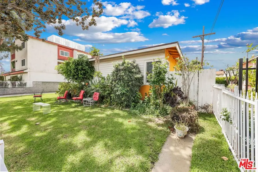 915 Kenwood Street, Inglewood, CA 90301 - #2