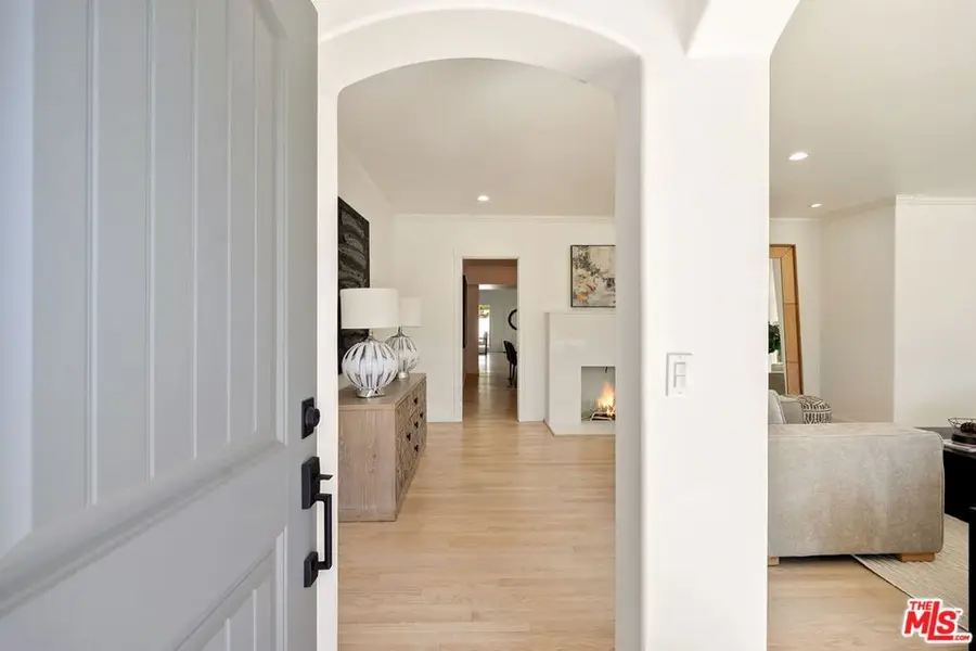 4640 Laurelgrove Avenue, Studio City, CA 91604 - #3