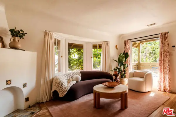 643 N Vendome Street, Los Angeles, CA 90026