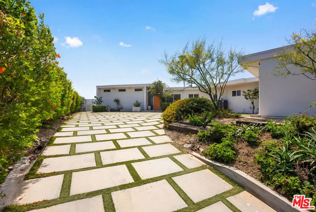 10418 Ormond Street, Sunland, CA 91040 - #1