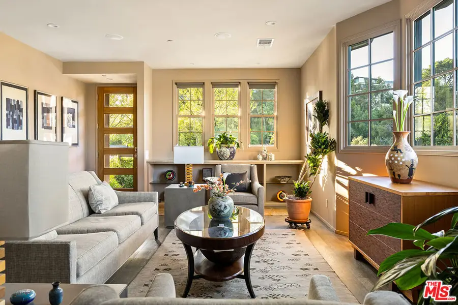 1902 Redcliff Street, Los Angeles, CA 90039 - #3