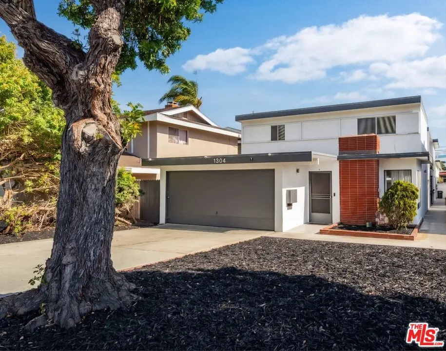 1304 Amethyst Street, Redondo Beach, CA 90277 - #1