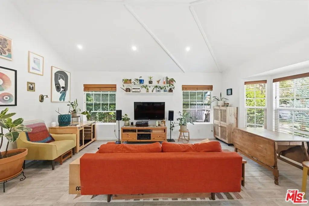 3830 W 59th Street, Los Angeles, CA 90043 - #1