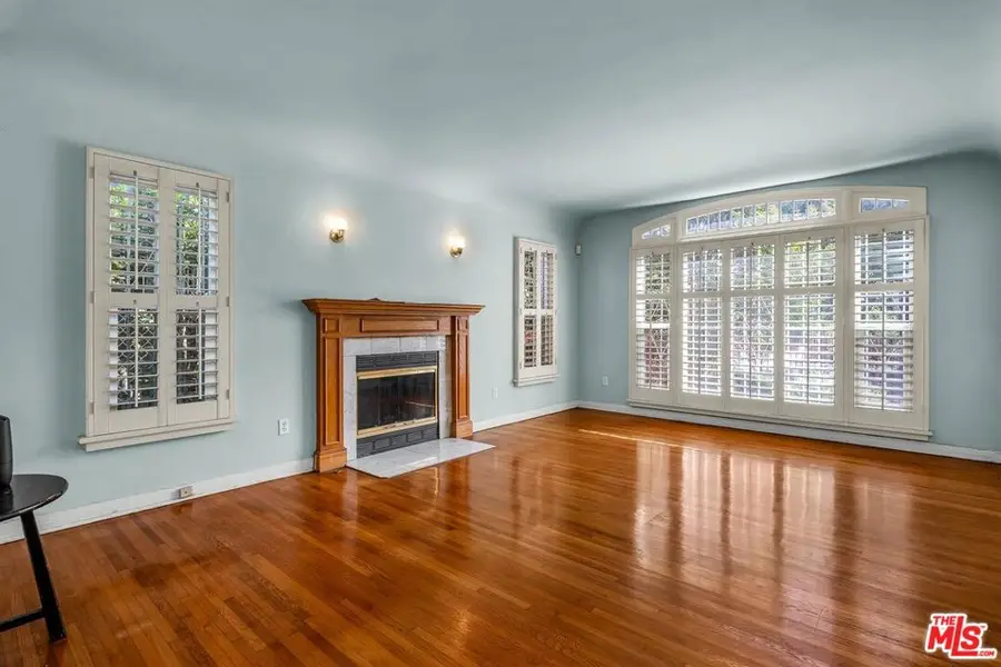 2345 S Garth Avenue, Los Angeles, CA 90034 - #2