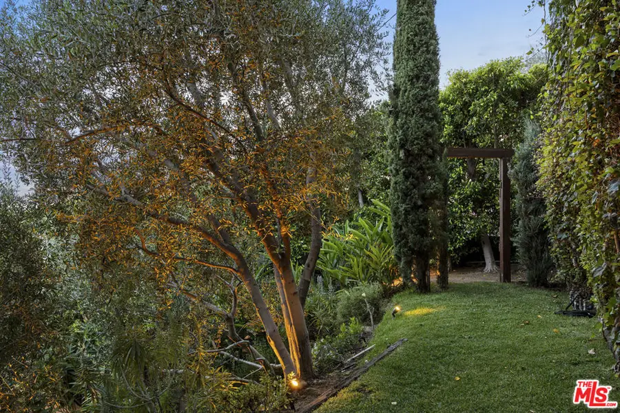 8241 Lincoln Terrace, Los Angeles, CA 90069 - #3