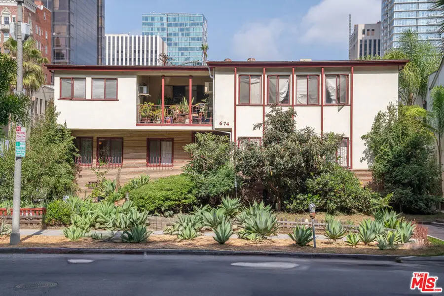 674 S Catalina Street, Los Angeles, CA 90005 - #3