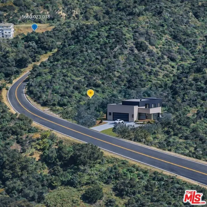 56606 Greenwich Rd, Glendale, CA 91206 - #3