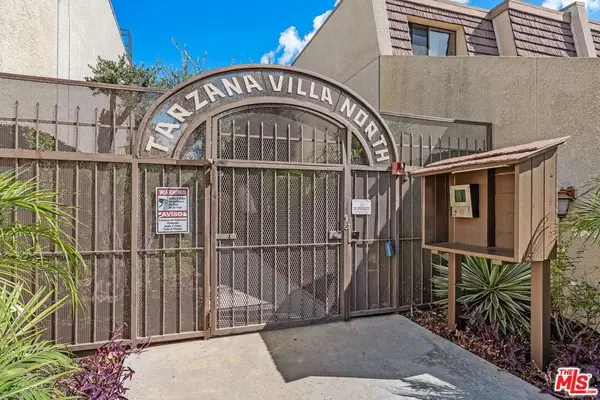 18415 Collins Street #F, Tarzana, CA 91356