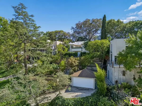 10294 Cresta Drive, Los Angeles, CA 90064